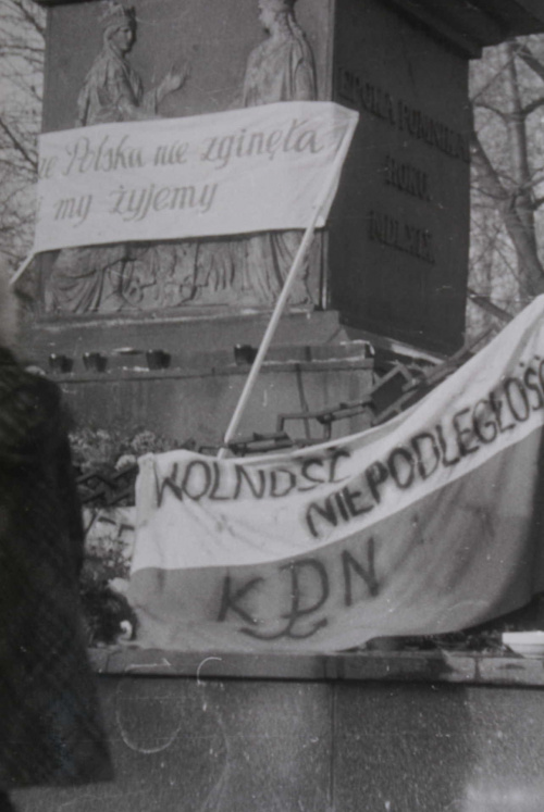 Nazajutrz po manifestacjin KPN, Lublin, wito Niepodlegoci