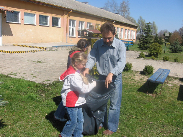 Sprzątanie okolicy