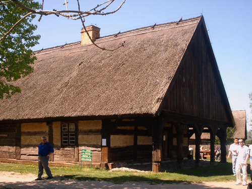 Muzeum Pierwszych Piastów na Lednicy, Wielkopolski Park Etnograficzny w Dziekanowicach, karczma.