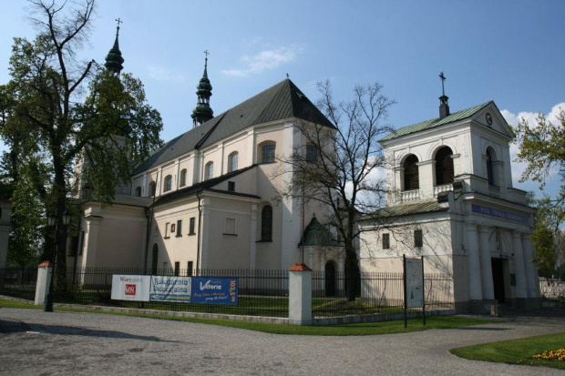 Łowicz - Bazylika Katedralna #Kościoły