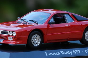 #LanciaRally037Model