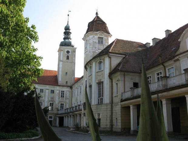 Oleśnica Mała (dolnośląskie) pałac rodu Yorck von Wartenburg