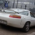 928