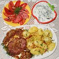Befsztyki wołowe mielone smazone z cebulką .
Przepisy do zdjęć zawartych w albumie można odszukać na forum GarKulinar .
Tu jest link
http://garkulinar.jun.pl/index.php
Zapraszam. #wołowina #befsztyki #mielone #kotlety #obiad #gotowanie