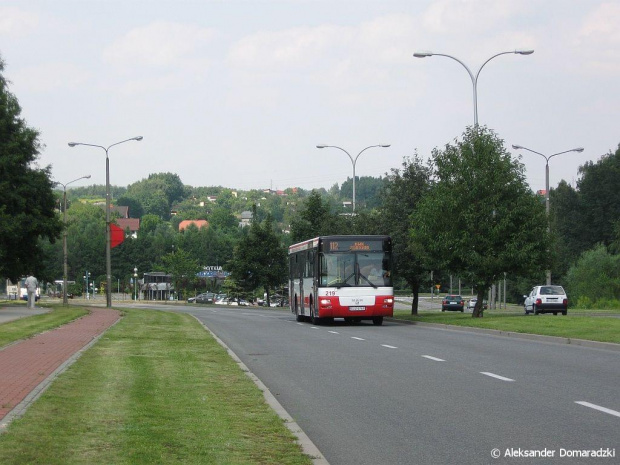 MAN SL223 #219 (PKM Jastrzębie) na linii 112 (MZK Jastrzębie), Jastrzębie Zdrój, ul. Sybiraków.