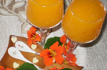 Kisiel z musu mirabelkowego.
Przepisy do zdjęć zawartych w albumie można odszukać na forum GarKulinar .
Tu jest link
http://garkulinar.jun.pl/index.php
Zapraszam. #śliwki #mirabelki #kisiel #podwieczorek #jedzenie #kulinaria #gotowanie