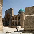 Buchara - w stronę medresy Mir-i-Arab #uzbekistan