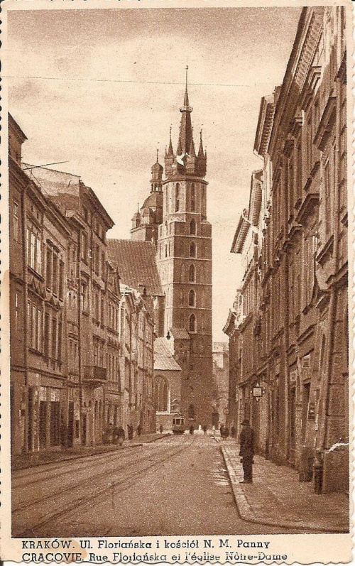 Kraków_Ul. Floriańska i kościół N.M.Panny