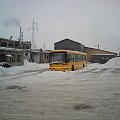 28 w śnieżnej scenerii zajezdni. Kotłownia działa na max ;-) #DAB #MZK #Tomaszów