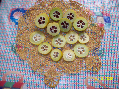 Złota serwetka z owocami pigwowca SUPER NALEWKA Z TYCH OWOCÓW1