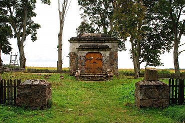 #ZAKAŁCZEWIELKIE #GROBOWIEC #MAZURY