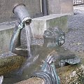 Jedna z sympatyczniejszych fontann w Goerlitz #Niemcy #Goerlitz #fontanny