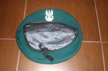 Zapraszam na moje aukcje Allegro - julietta_pp #beret #bluza #wojsko #armia #allegro #sprzedam #dres #aukcja