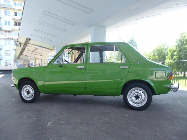 zastava 1100