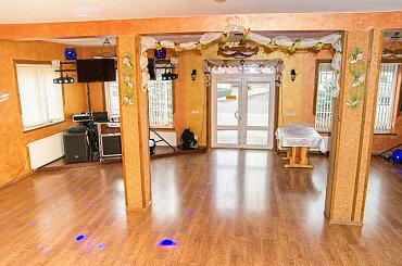 Lokal Pod Koroną Majdan Królewski - wesele, poprawiny, przyjęcie, imprezy #lokal #restauracja #PodKoroną #MajdanKrólewski #MajdanieKrólewskim #wesele #komunia #pizza #sala #weselna #bankiety #konferencje #pizzeria #OrganizacjaImprez