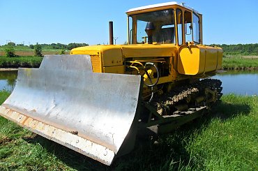 mój spych, idealny do wyrównywania terenu DT 75 #usługi #roboty #ziemne #MarekOgrodowski #KopanieStawówStawu #ZbiornikiWodne #OczkaWodne #OczkoWodne #WyrównywanieTerenu #spychanie #odmulanie #OczyszczanieStawu