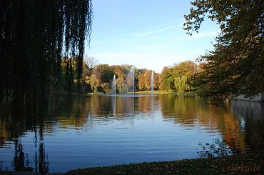 dawny park łabędziowy obecnie imienia miasta Roth #miasto #Racibórz #kościół