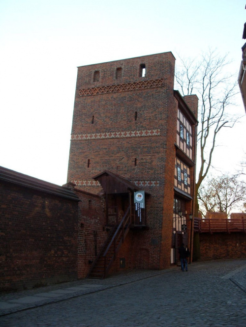 krzywa wieża #Toruń