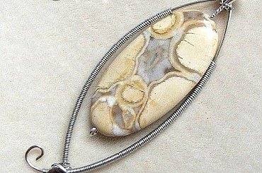 #biżuteria #moda #uroda #kobieta #piórka #minerały #srebro #kolczyki #bigle #dziewczyna