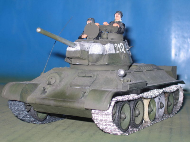 T34-76_N212_1-35 scale