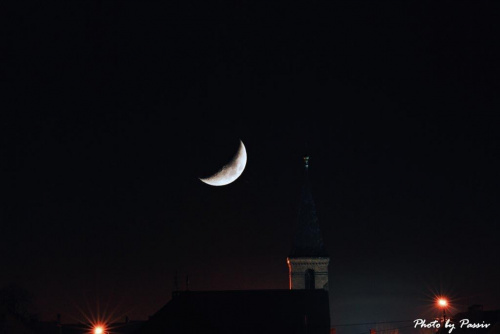 #księżyc #kościół #noc #światła
